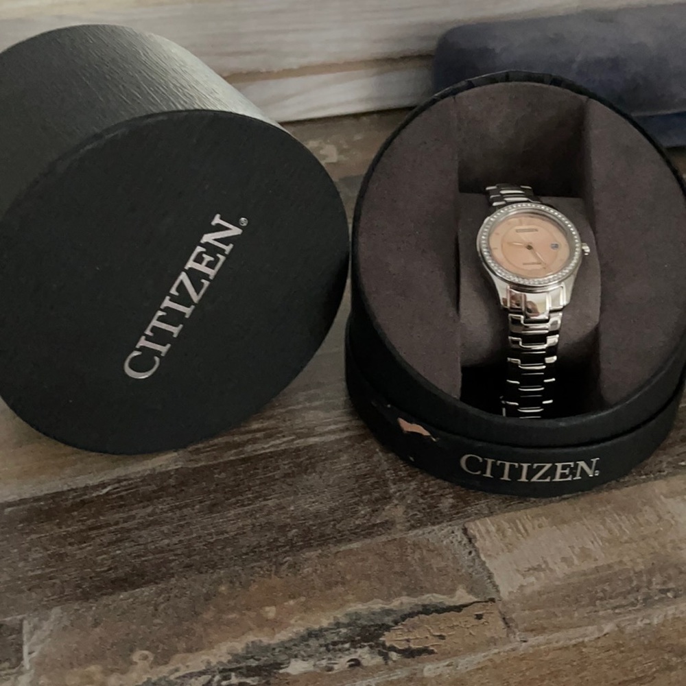 Citizen watch